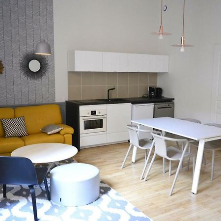 Cosy Apartment Ideally Located In The Old Town Лион Экстерьер фото