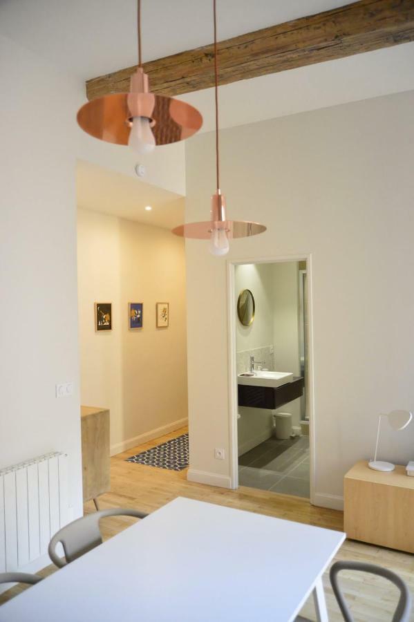 Cosy Apartment Ideally Located In The Old Town Лион Экстерьер фото